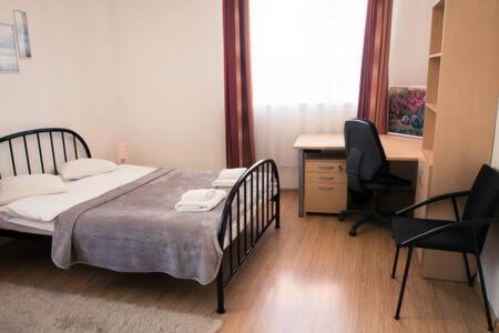 Town Hall 3 Bedroom Apartment 빌뉴스 외부 사진
